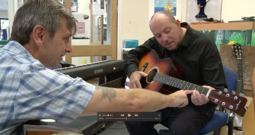 Playing music helps veterans at Combat Stress